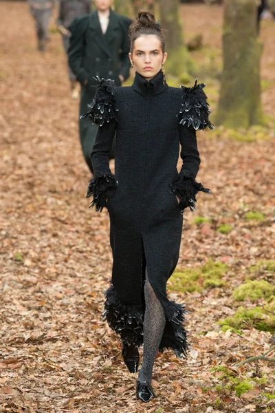 Look 5